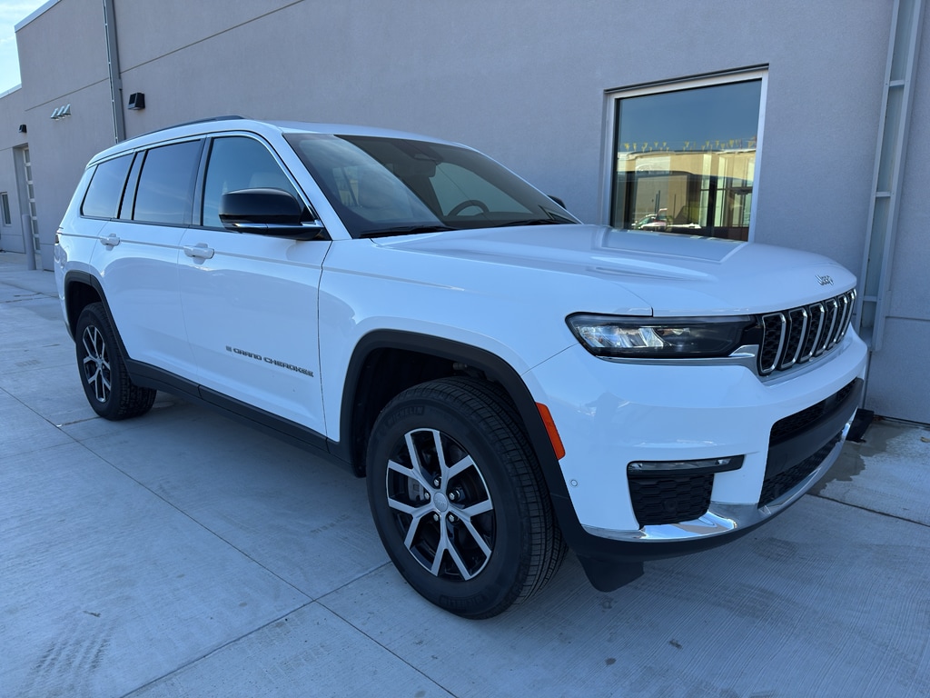 2024 Jeep Grand Cherokee L Limited's photo