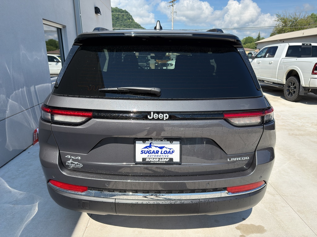 Used 2025 Jeep Grand Cherokee Laredo SUV