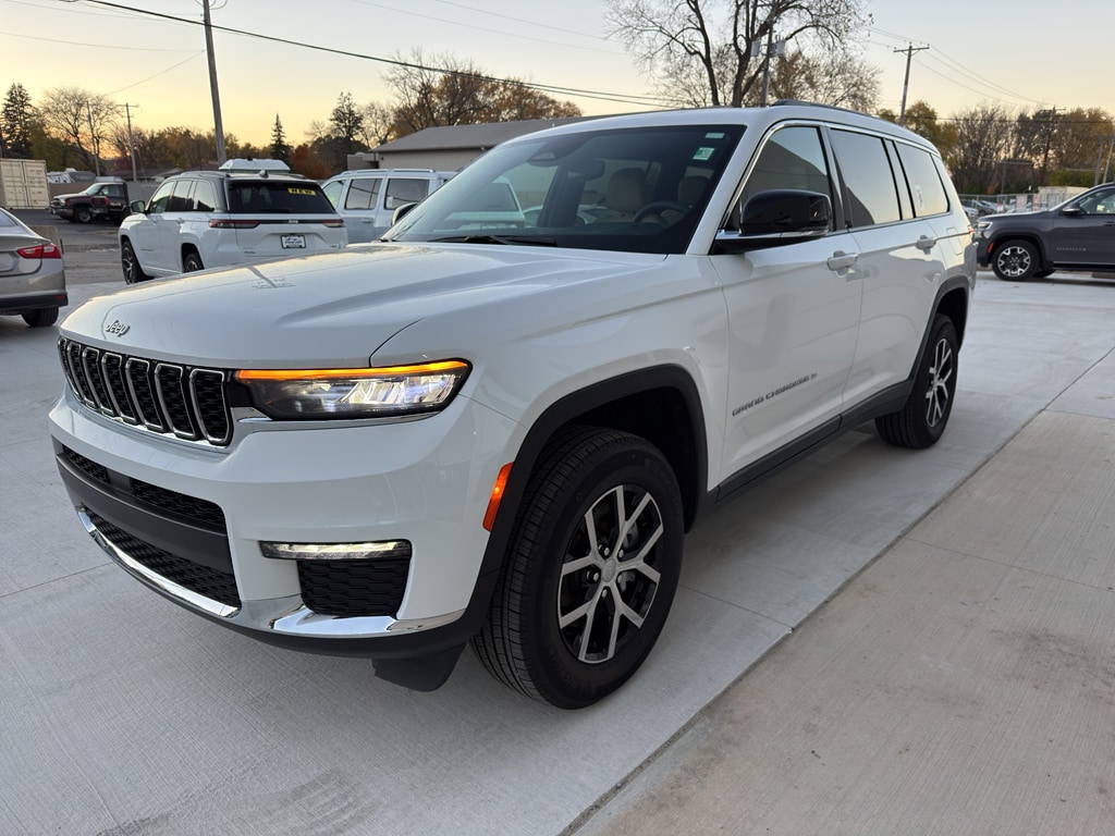 Used 2024 Jeep Grand Cherokee L Limited SUV