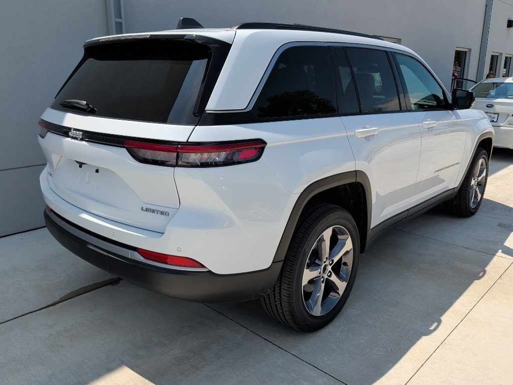New 2026 Jeep Grand Cherokee LIMITED 4X4 Sport Utility