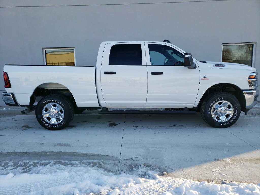 2026 RAM 2500 Tradesman - Photo 9