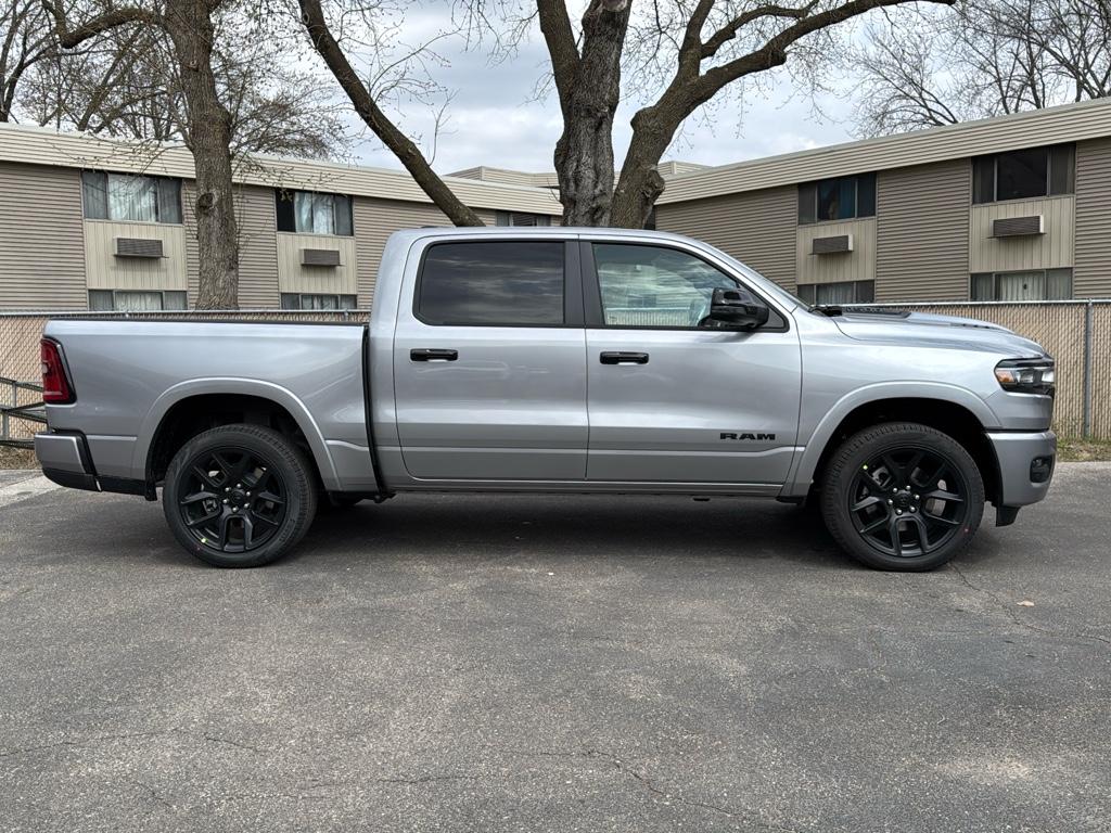 2025 Ram 1500 Laramie photo 2