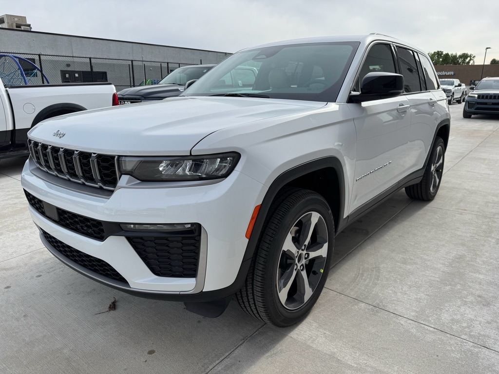 New 2026 Jeep Grand Cherokee LIMITED 4X4 Sport Utility