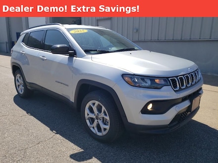 2025 Jeep Compass LATITUDE 4X4 Sport Utility