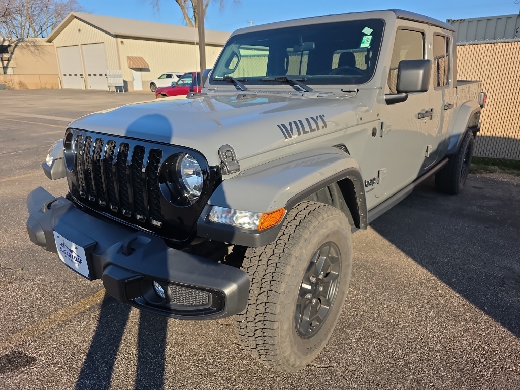 Used 2021 Jeep Gladiator Sport Truck Crew Cab
