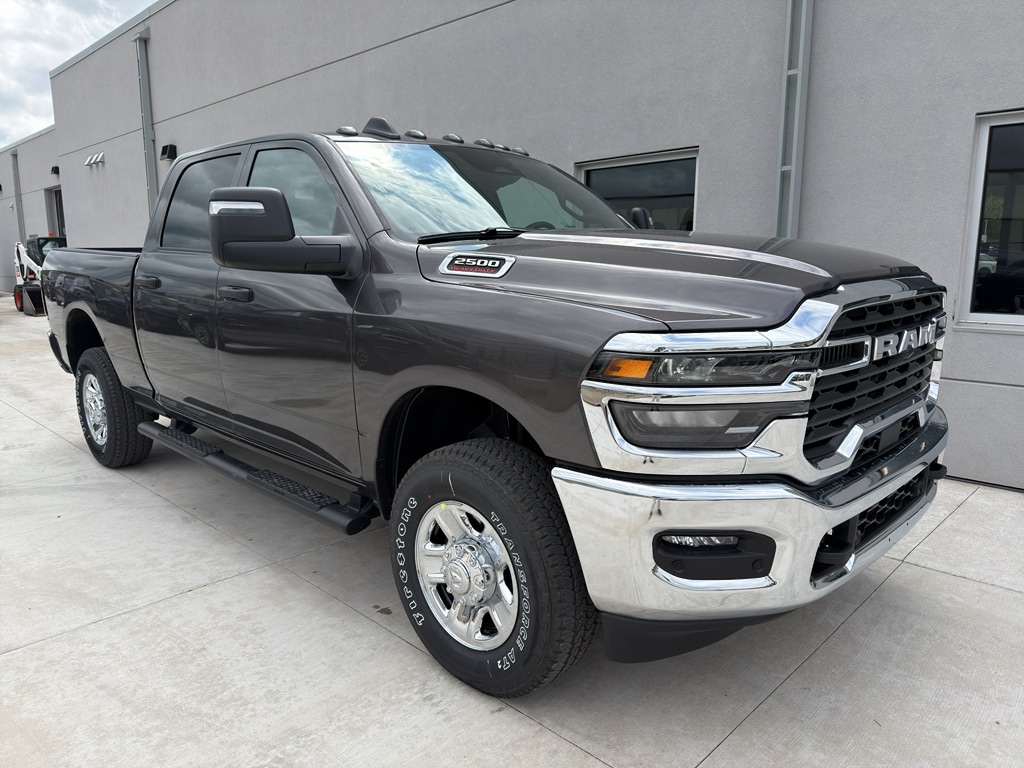 New 2026 Ram 2500 TRADESMAN CREW CAB 4X4 6'4 BOX Pickup