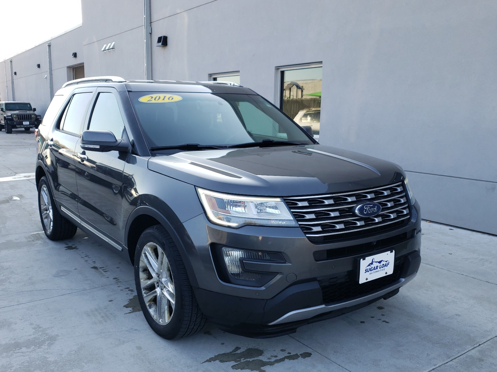 2016 Ford Explorer