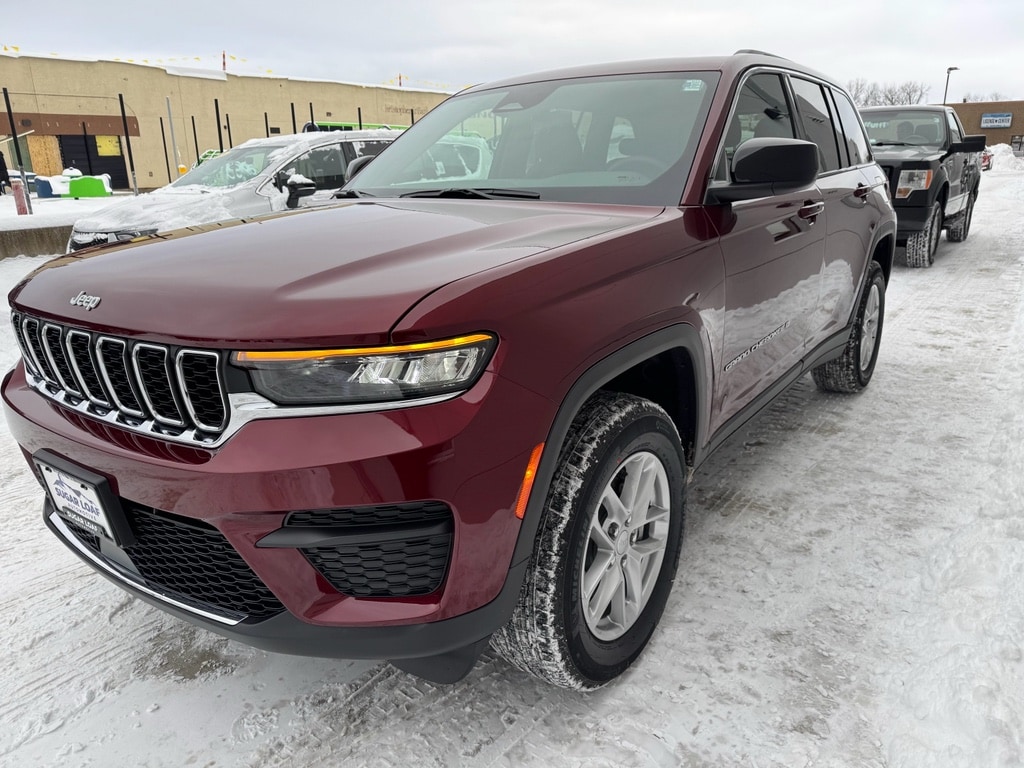 New 2025 Jeep Grand Cherokee LAREDO X 4X4 Sport Utility