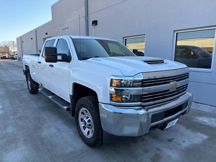 2017 Chevrolet Silverado 3500HD WT Truck Crew Cab