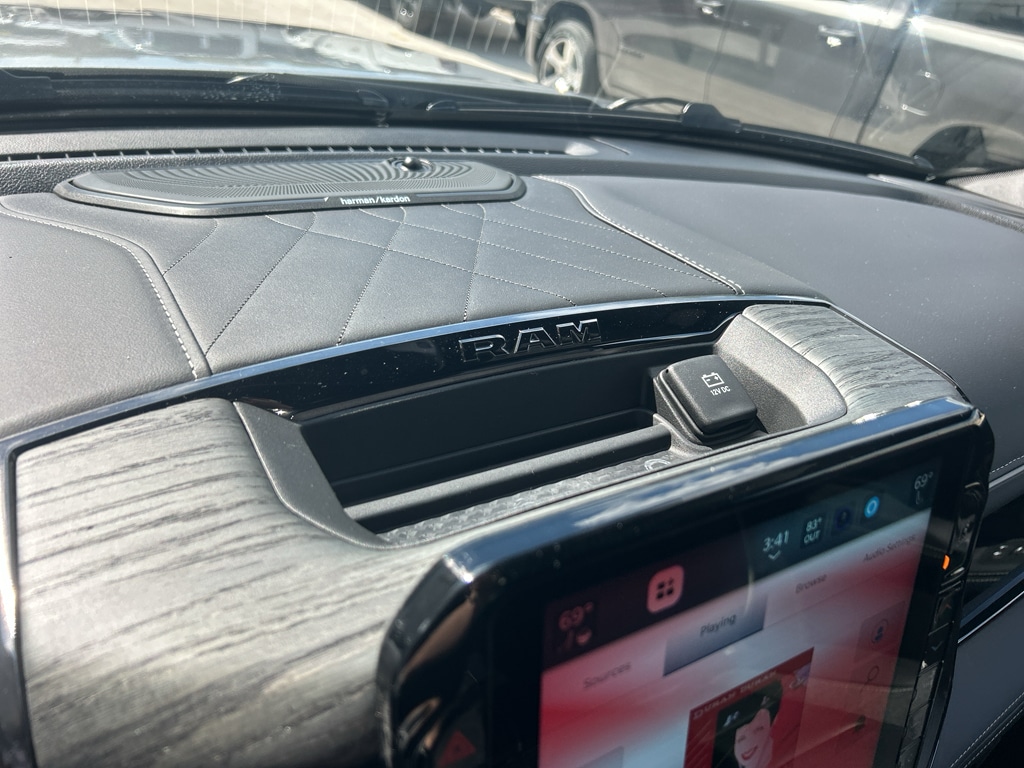 2026 RAM 1500 Limited - Photo 25