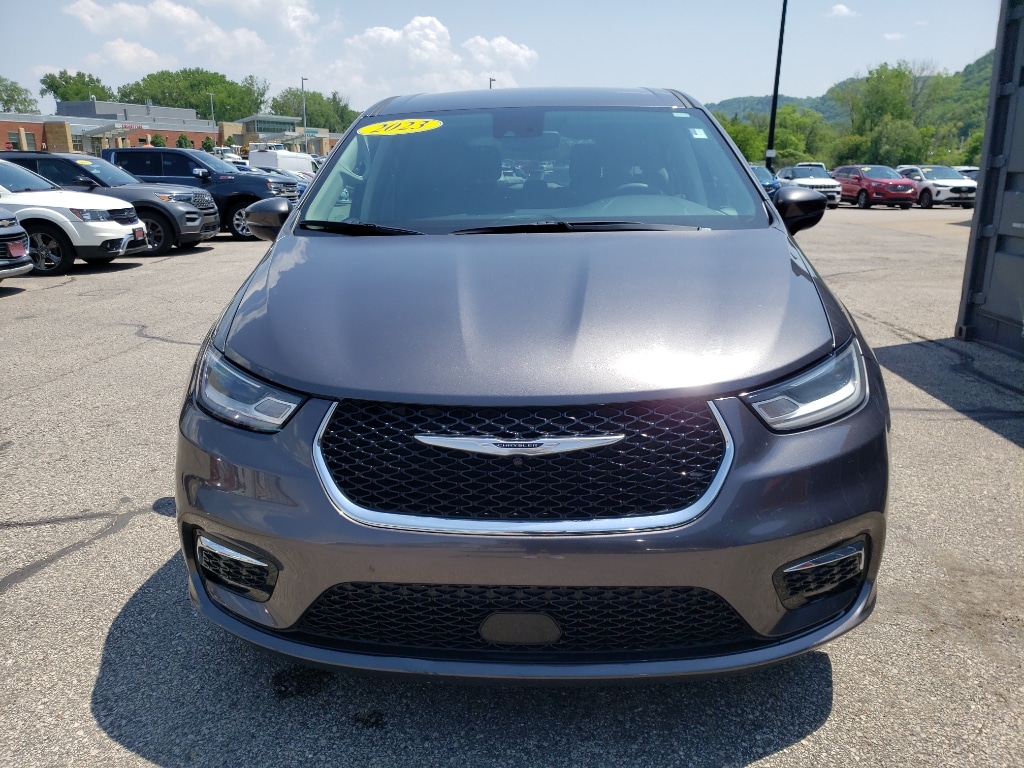 Used 2023 Chrysler Pacifica Touring L with VIN 2C4RC1BG6PR553296 for sale in Winona, Minnesota