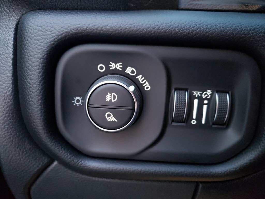 2026 RAM 2500 Laramie - Photo 37