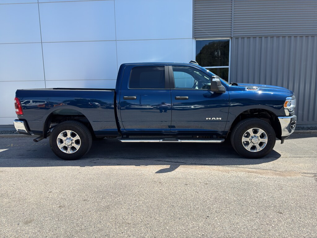 2024 Ram 2500 Big Horn photo 2