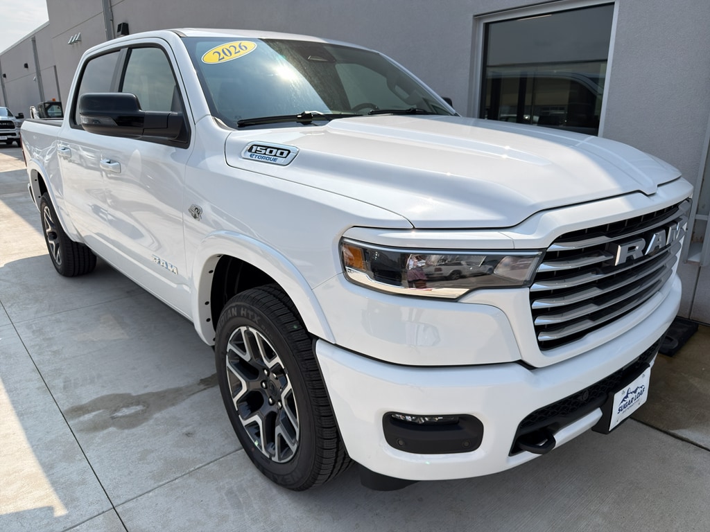 New 2026 Ram 1500 LARAMIE CREW CAB 4X4 5'7 BOX Pickup