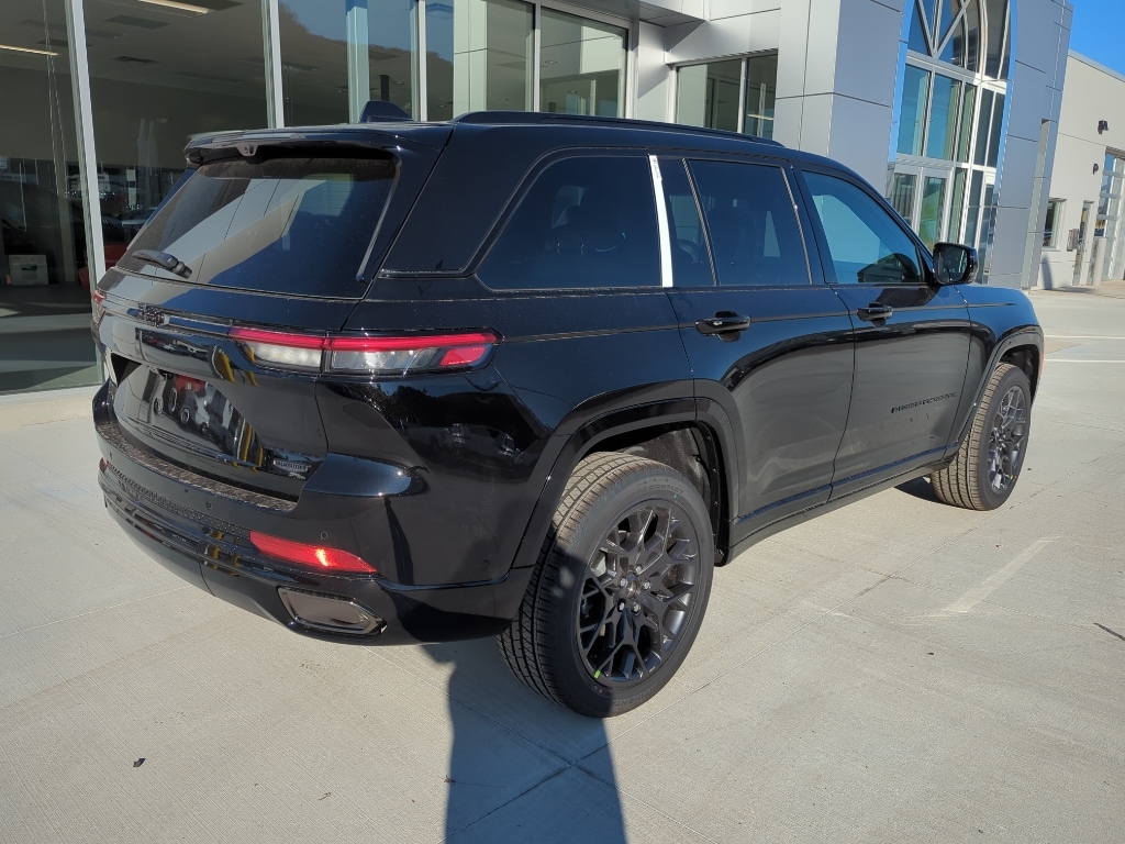 New 2025 Jeep Grand Cherokee SUMMIT 4X4 Sport Utility