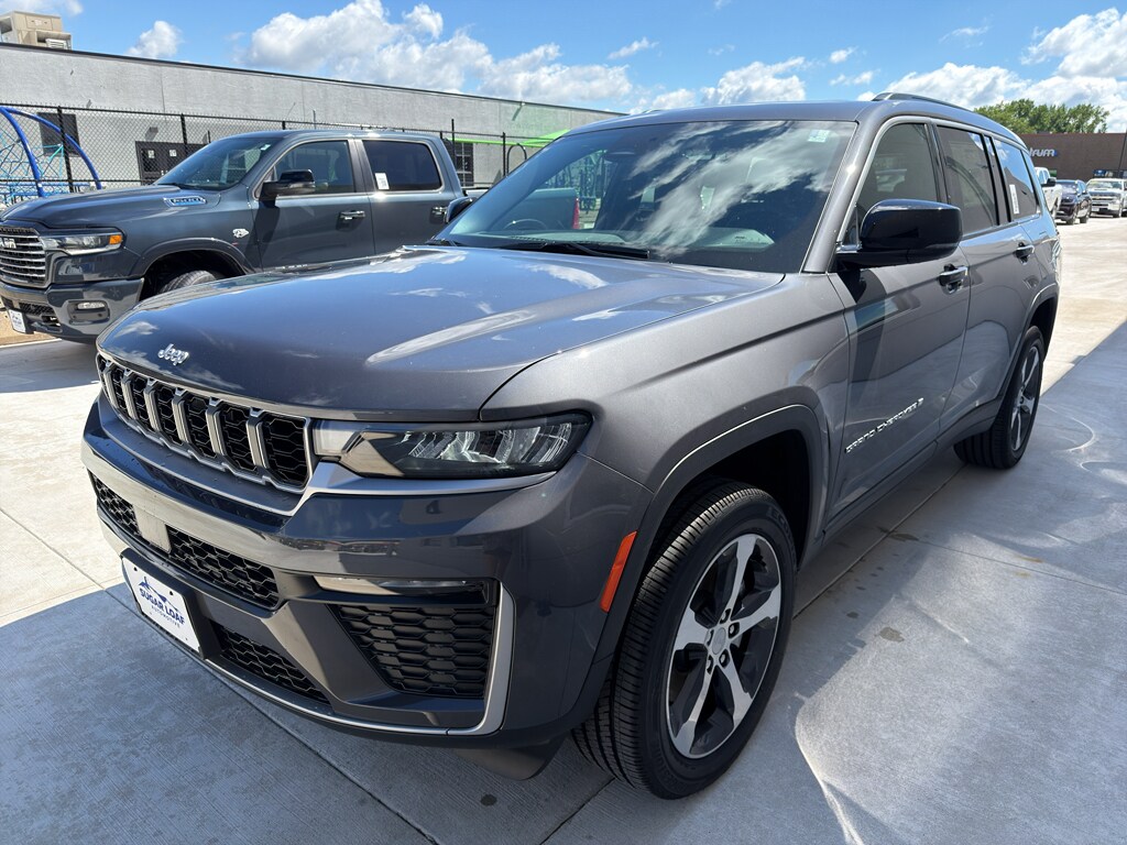 New 2026 Jeep Grand Cherokee L LIMITED 4X4 Sport Utility