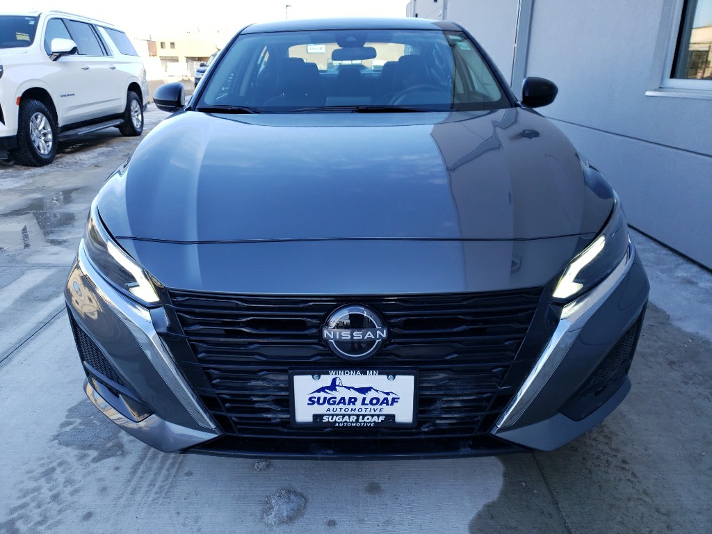 Used 2025 Nissan Altima SV with VIN 1N4BL4DV6SN368790 for sale in Winona, Minnesota