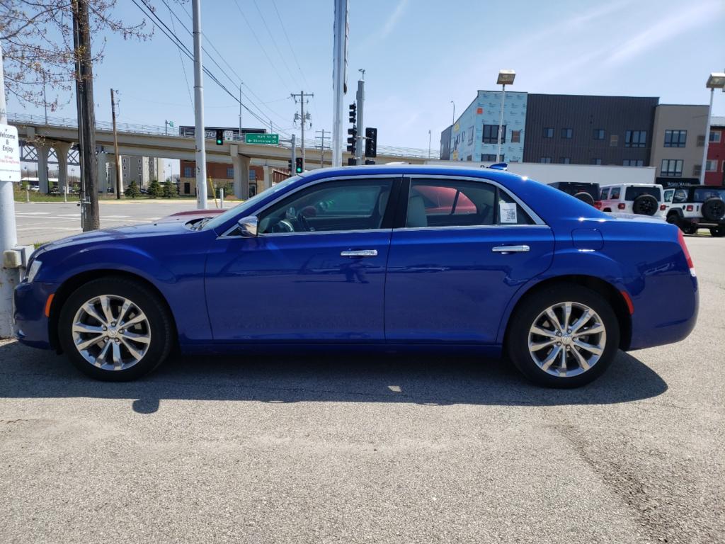 Used 2019 Chrysler 300 Limited with VIN 2C3CCAKG1KH501809 for sale in Winona, Minnesota