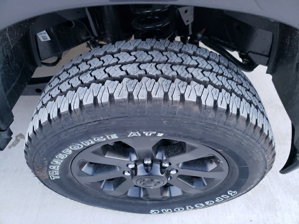 2026 RAM 2500 Laramie - Photo 10