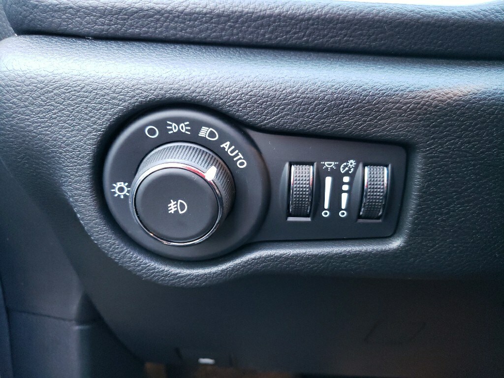 2026 Chrysler Pacifica Limited - Photo 37