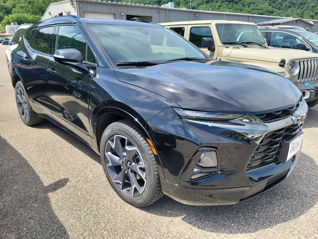 2021 Chevrolet Blazer RS photo 2