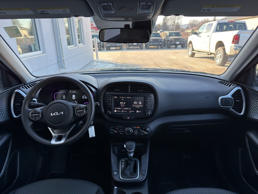 Used 2025 Kia Soul LX Hatchback