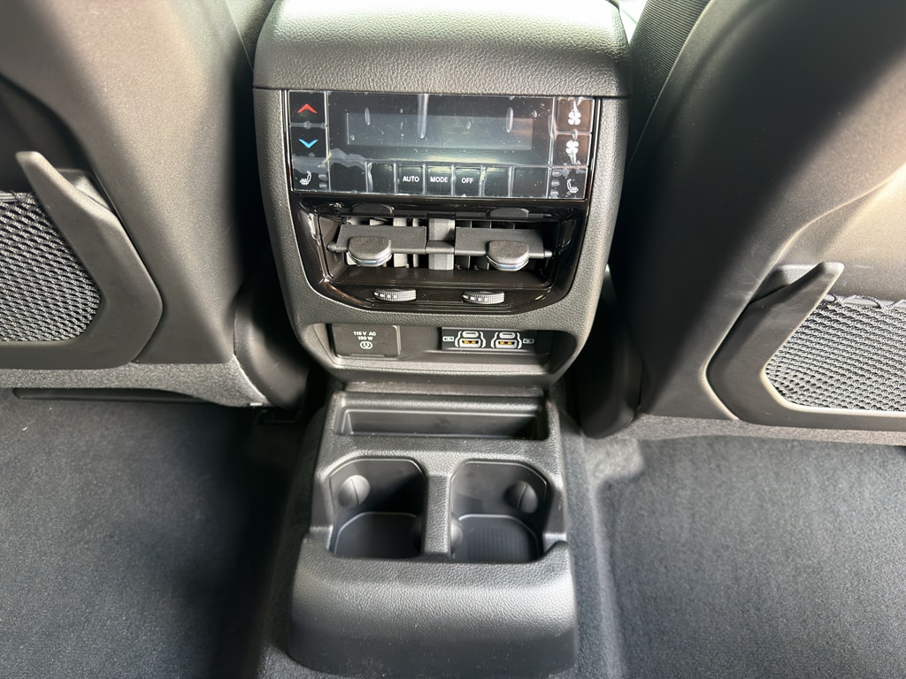 2025 Jeep Grand Cherokee L Limited - Photo 37