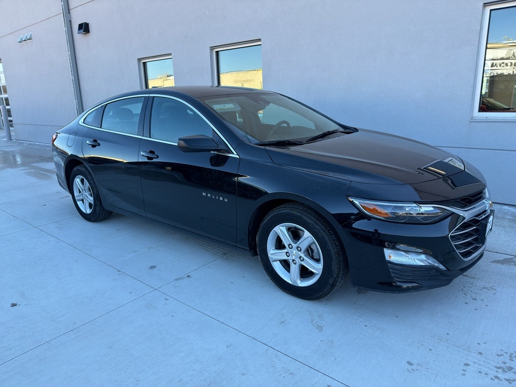 2024 Chevrolet Malibu 1LT's photo