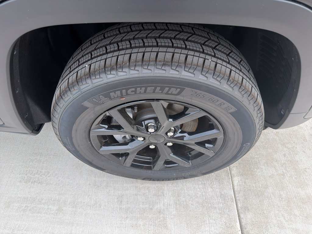 2025 Jeep Grand Cherokee Altitude - Photo 9