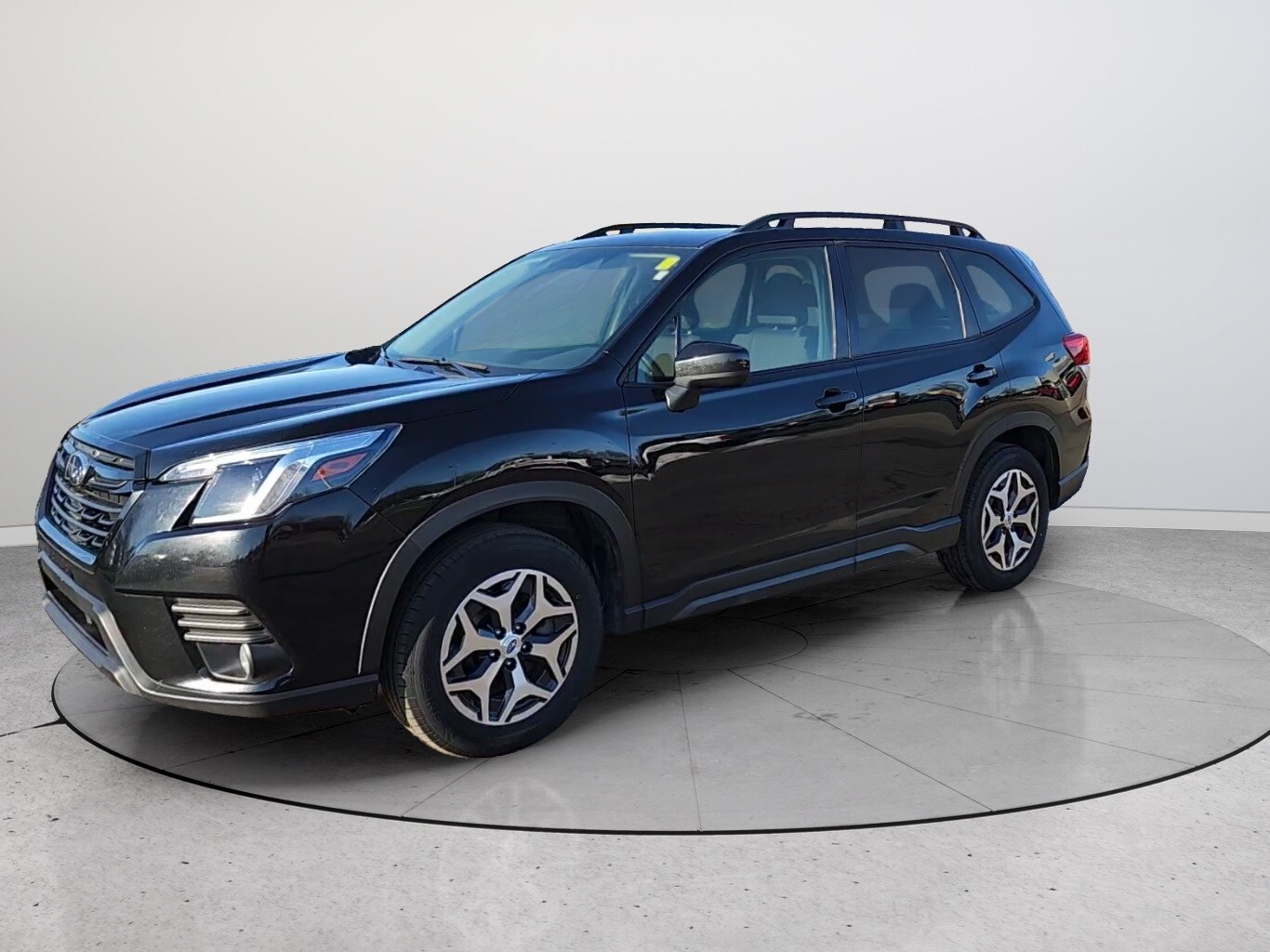 2023 Subaru Forester Premium photo 3