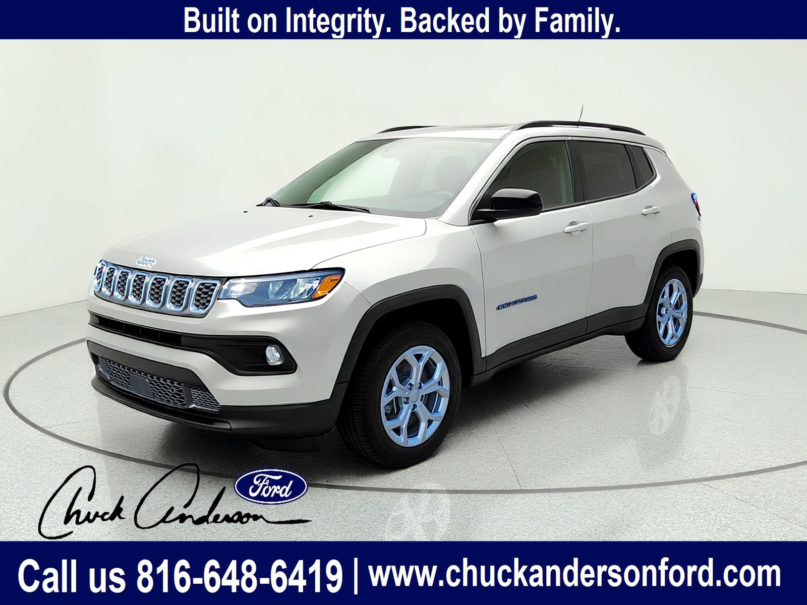 Used 2024 Jeep Compass Latitude with VIN 3C4NJDBN5RT118614 for sale in Kansas City