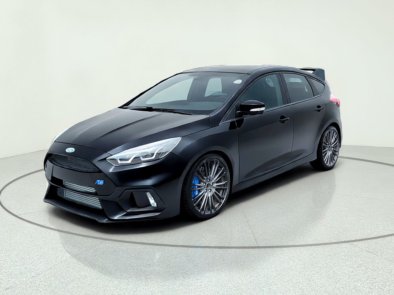 Used 2017 Ford Focus RS with VIN WF0DP3TH0H4118700 for sale in Kansas City