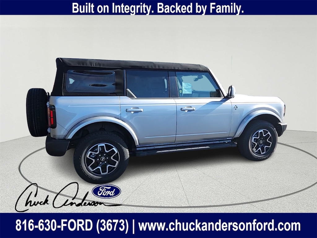 New 2024 Ford Bronco Outer Banks SUV