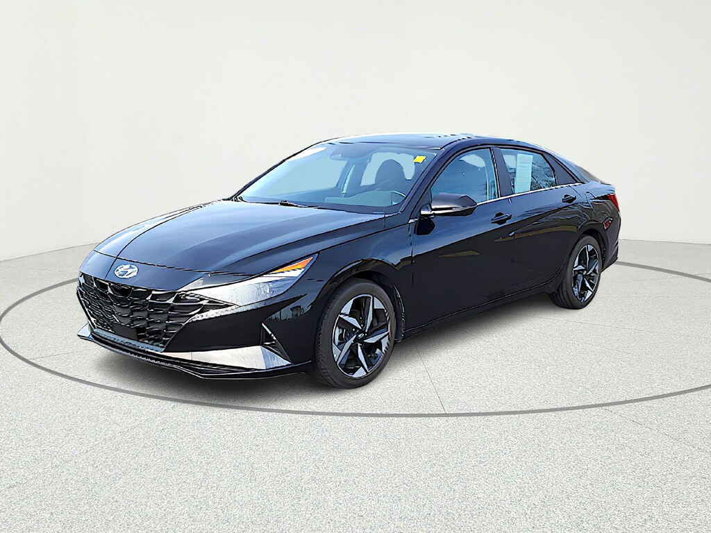 Used 2023 Hyundai Elantra Limited Sedan