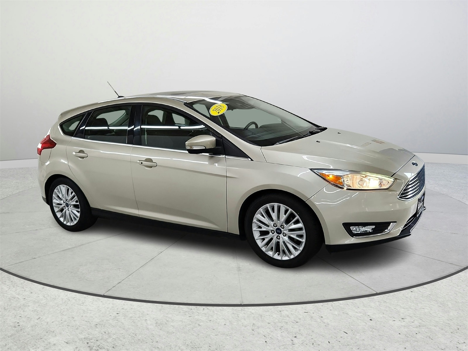 Used 2018 Ford Focus Titanium with VIN 1FADP3N25JL223181 for sale in Kansas City