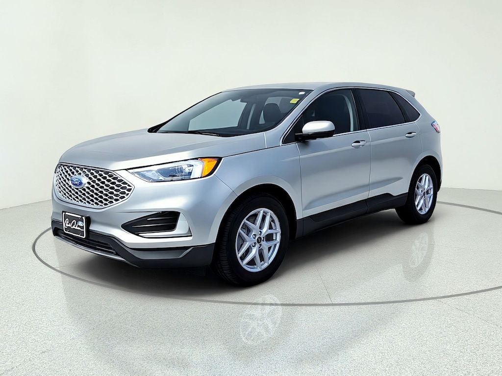 Used 2024 Ford Edge SEL SUV