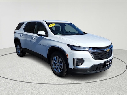 2023 Chevrolet Traverse LS SUV
