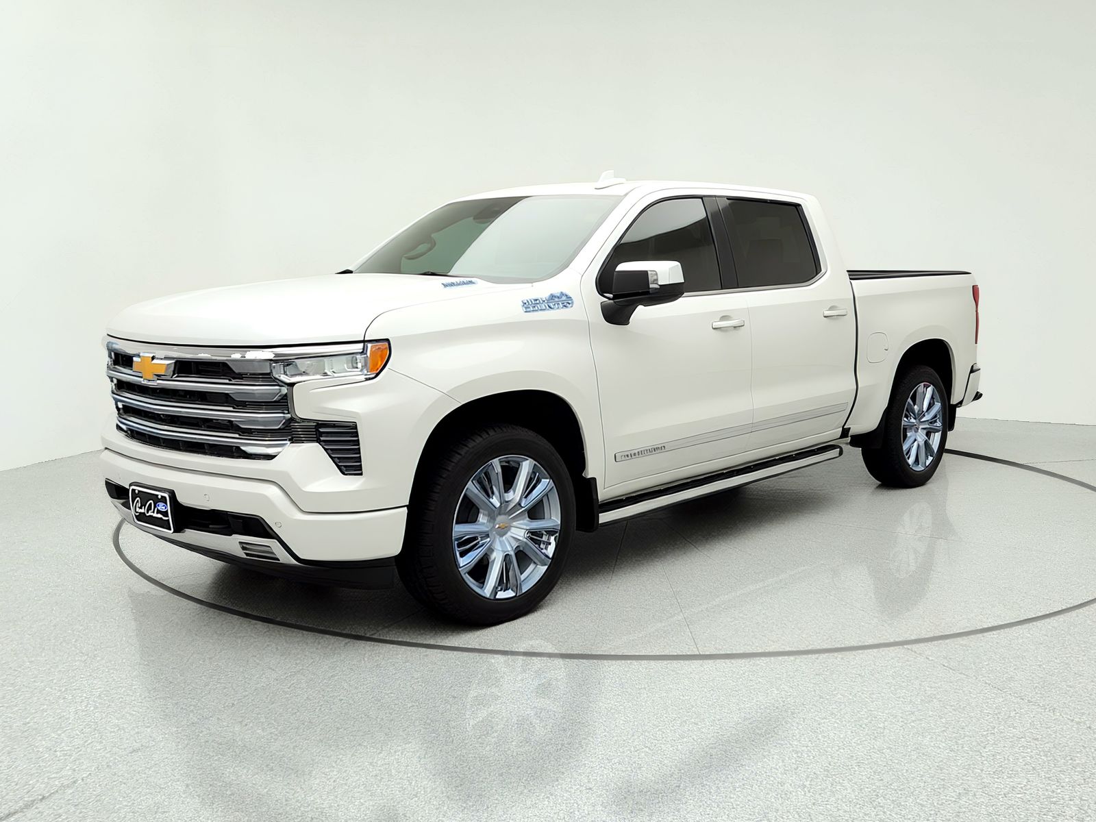 Used 2024 Chevrolet Silverado 1500 High Country with VIN 1GCUDJE85RZ108195 for sale in Kansas City