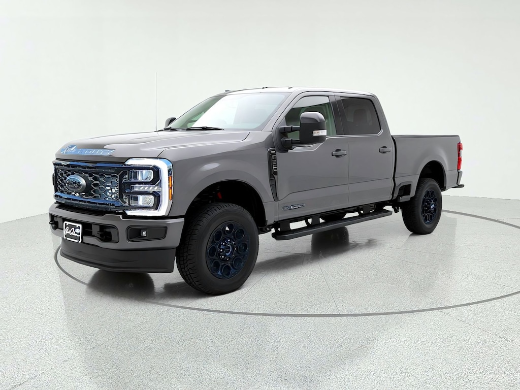 New 2026 Ford F-350 XLT Truck Crew Cab
