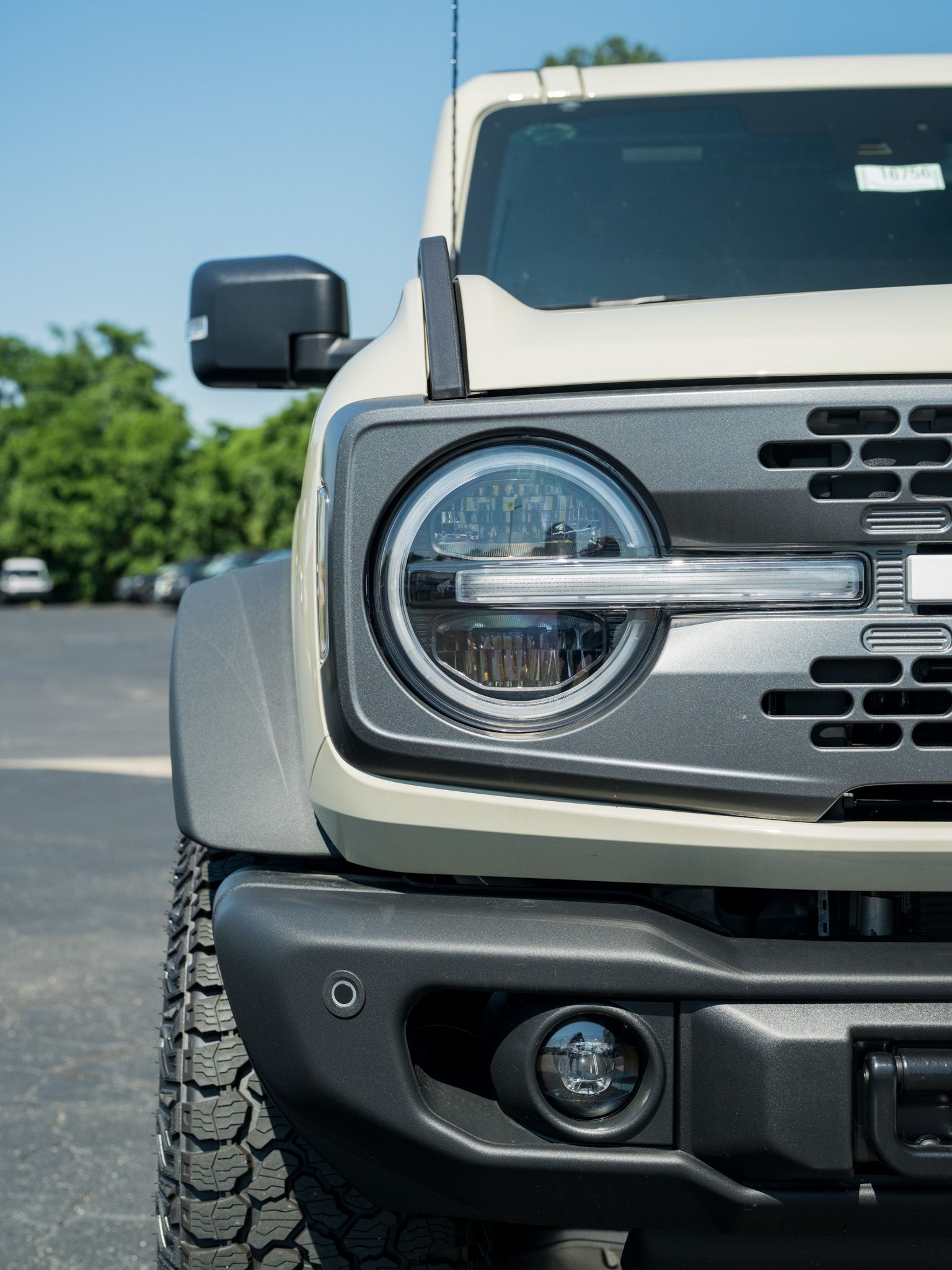 Ford Bronco with removable roof and doors
