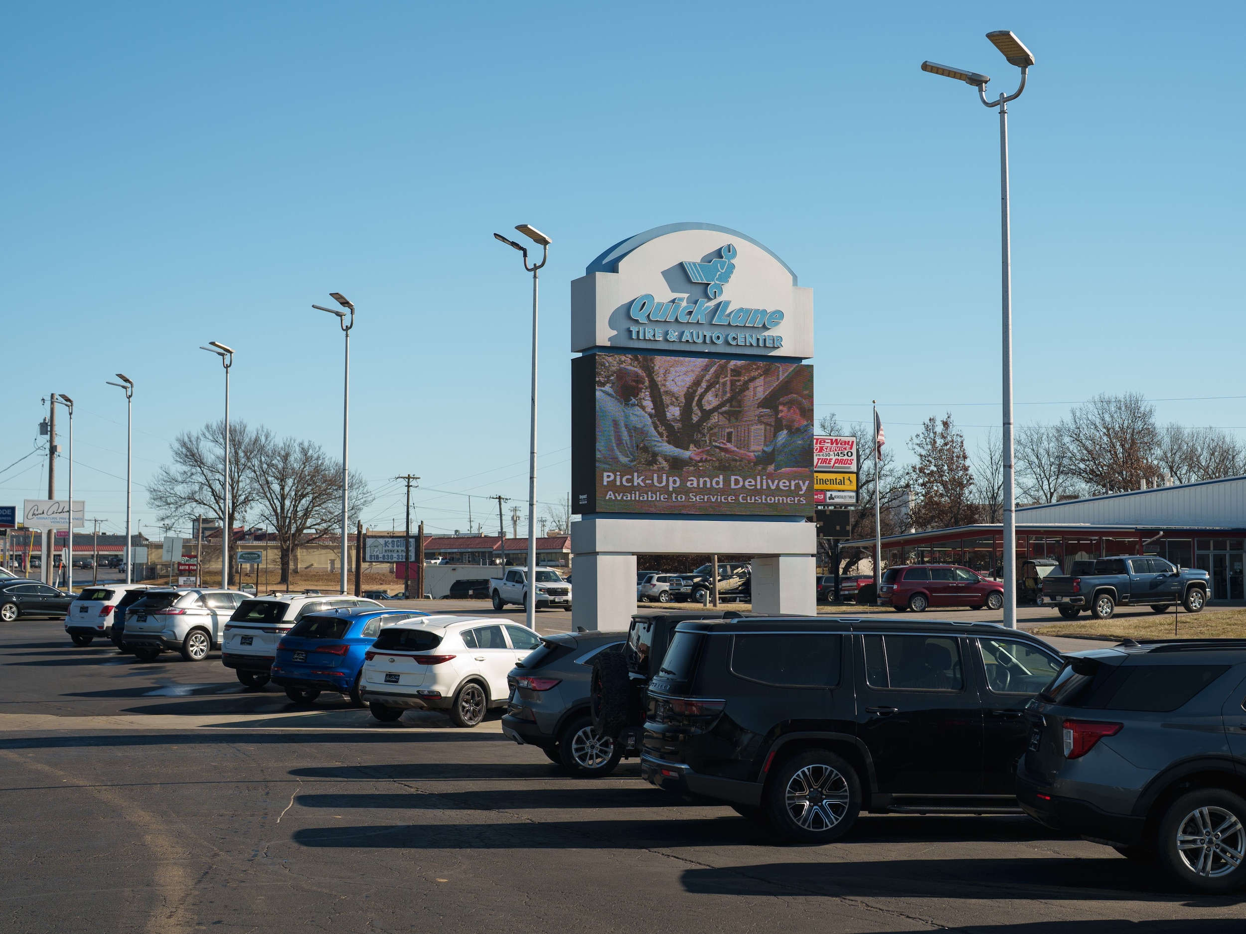 Ford trucks and SUVs for drivers near Smithville Missouri