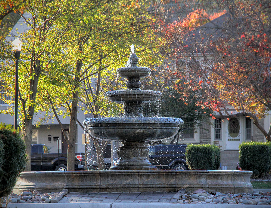 Local scene in Excelsior Springs Missouri