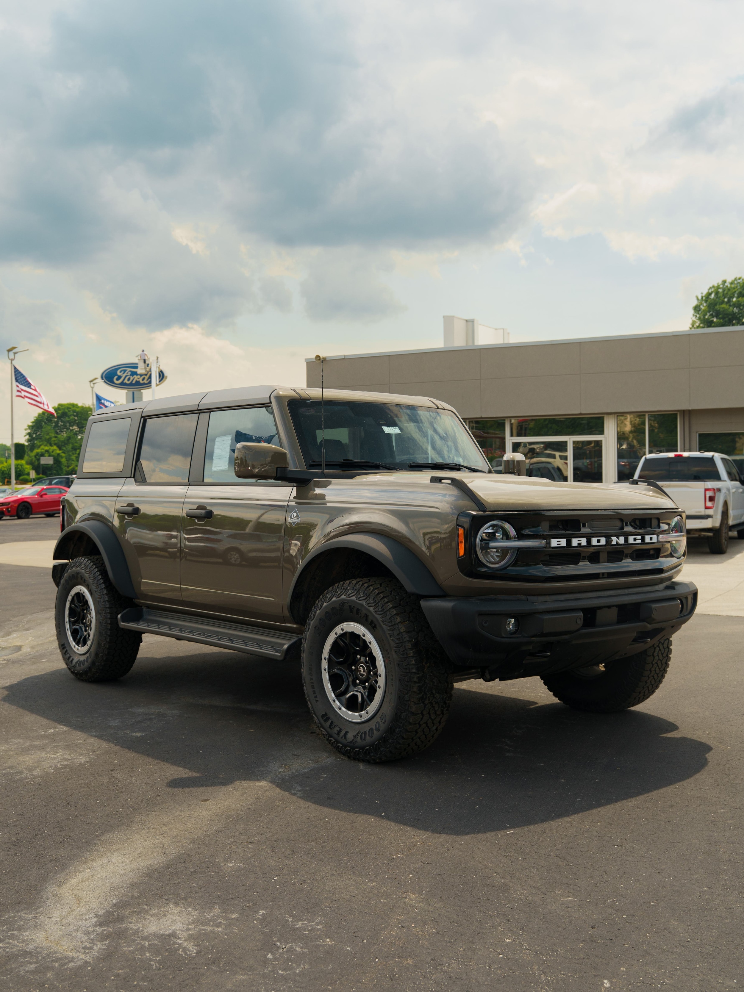 Ford Bronco four-wheel-drive capability