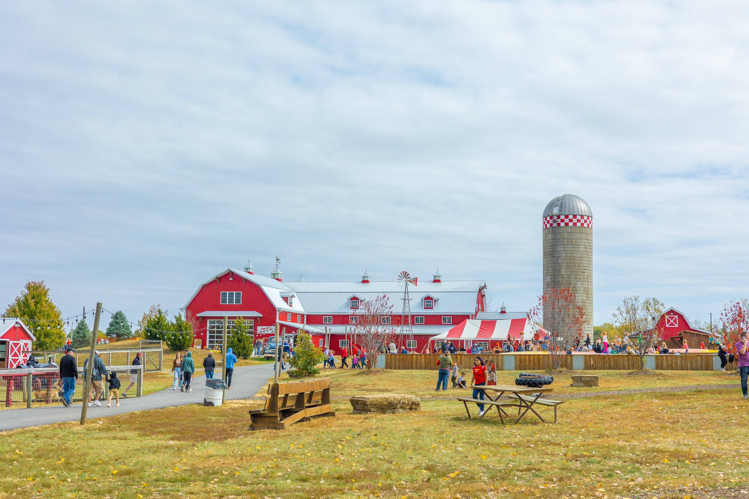 Kearney Missouri community and downtown area
