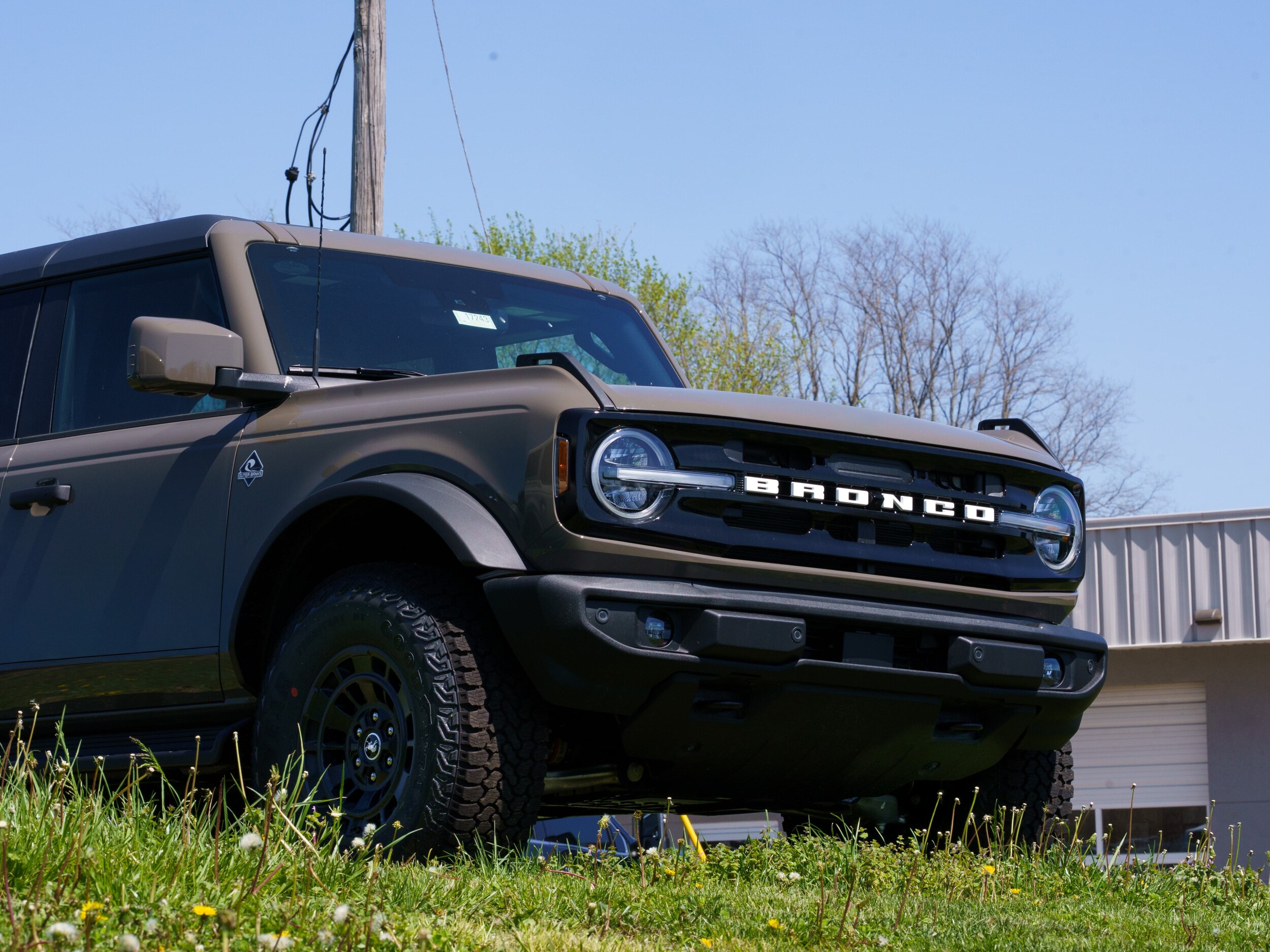 2026 Ford Bronco off-road design