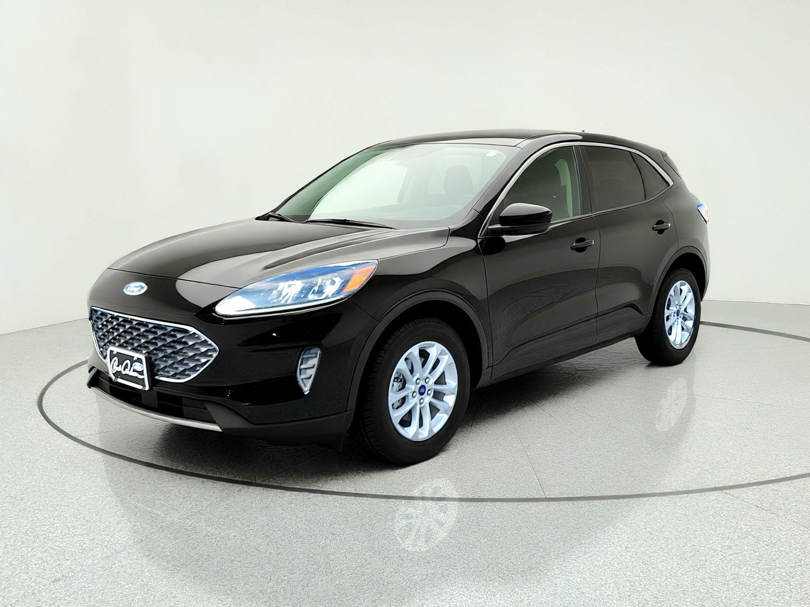 Used 2020 Ford Escape SE with VIN 1FMCU9G62LUA76747 for sale in Kansas City