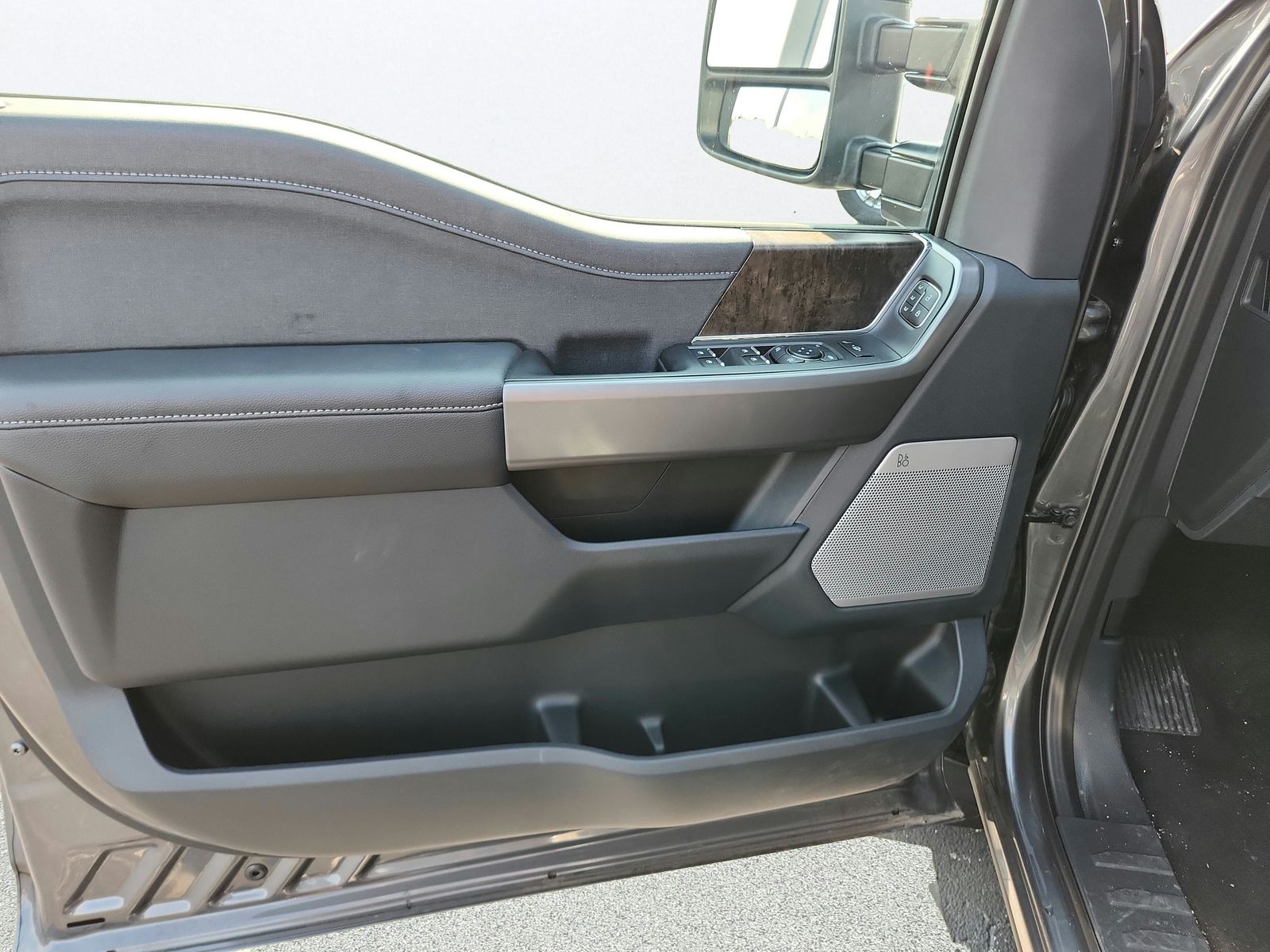 2026 Ford F-350 Super Duty Lariat - Photo 23