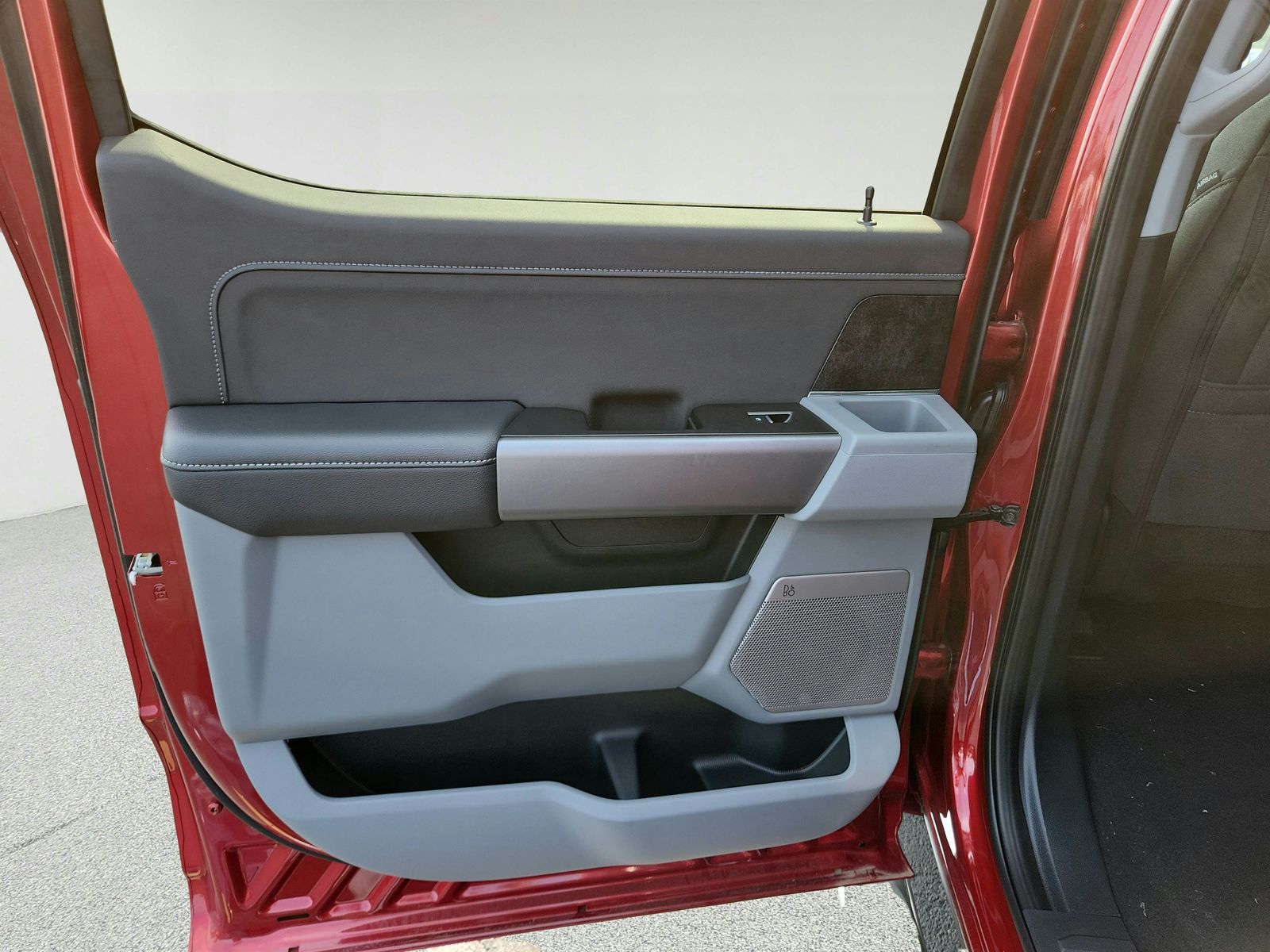 2026 Ford F-250 Super Duty XLT - Photo 25