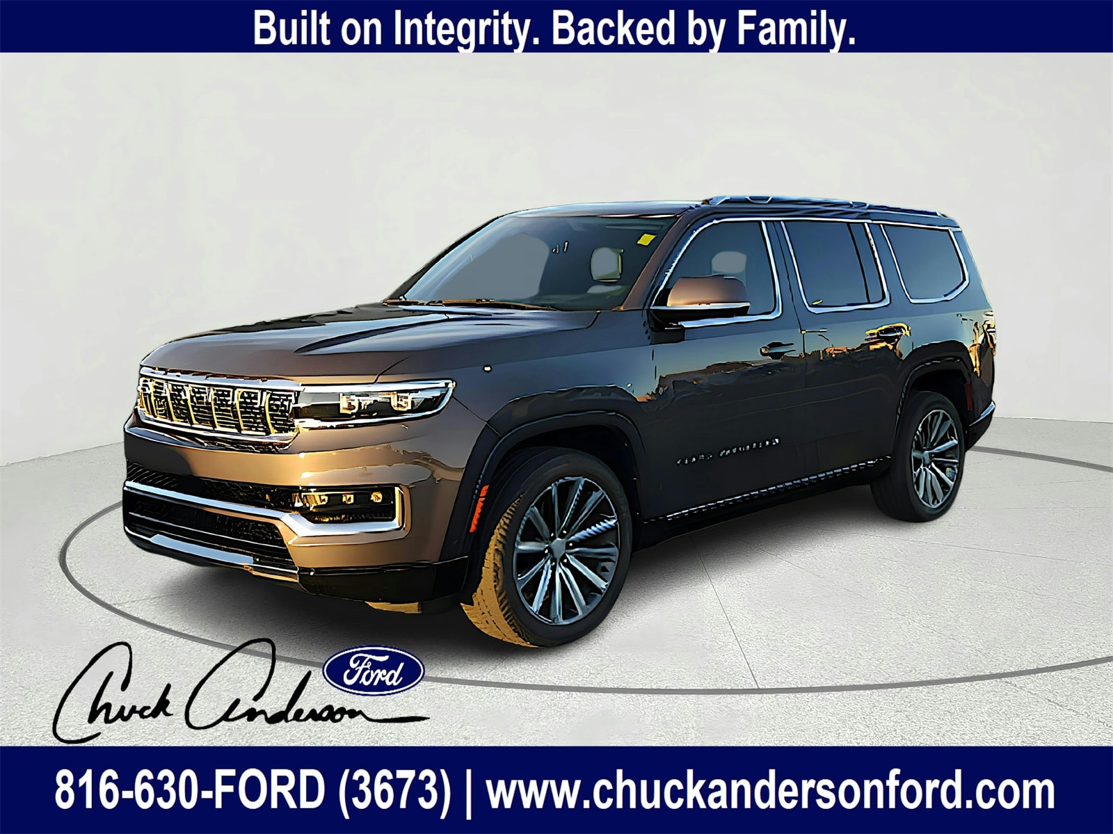 Used 2022 Jeep Grand Wagoneer Series II with VIN 1C4SJVFJ6NS107164 for sale in Kansas City