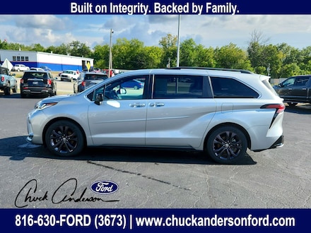 2023 Toyota Sienna XSE Van Passenger Van